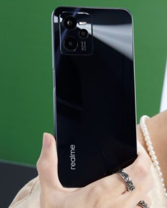 realme C35