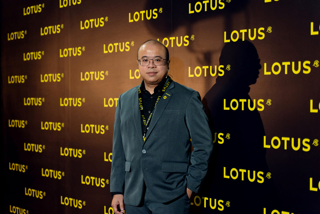 LOTUS ELETRE