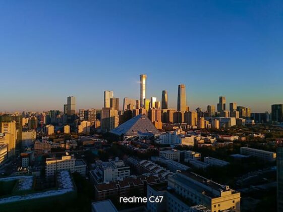 realme C67