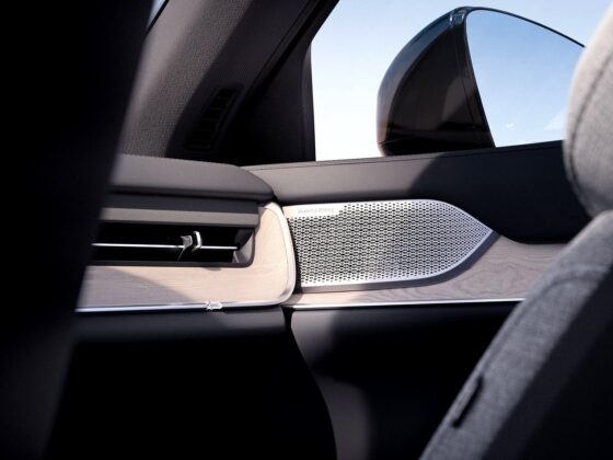 Volvo EX90