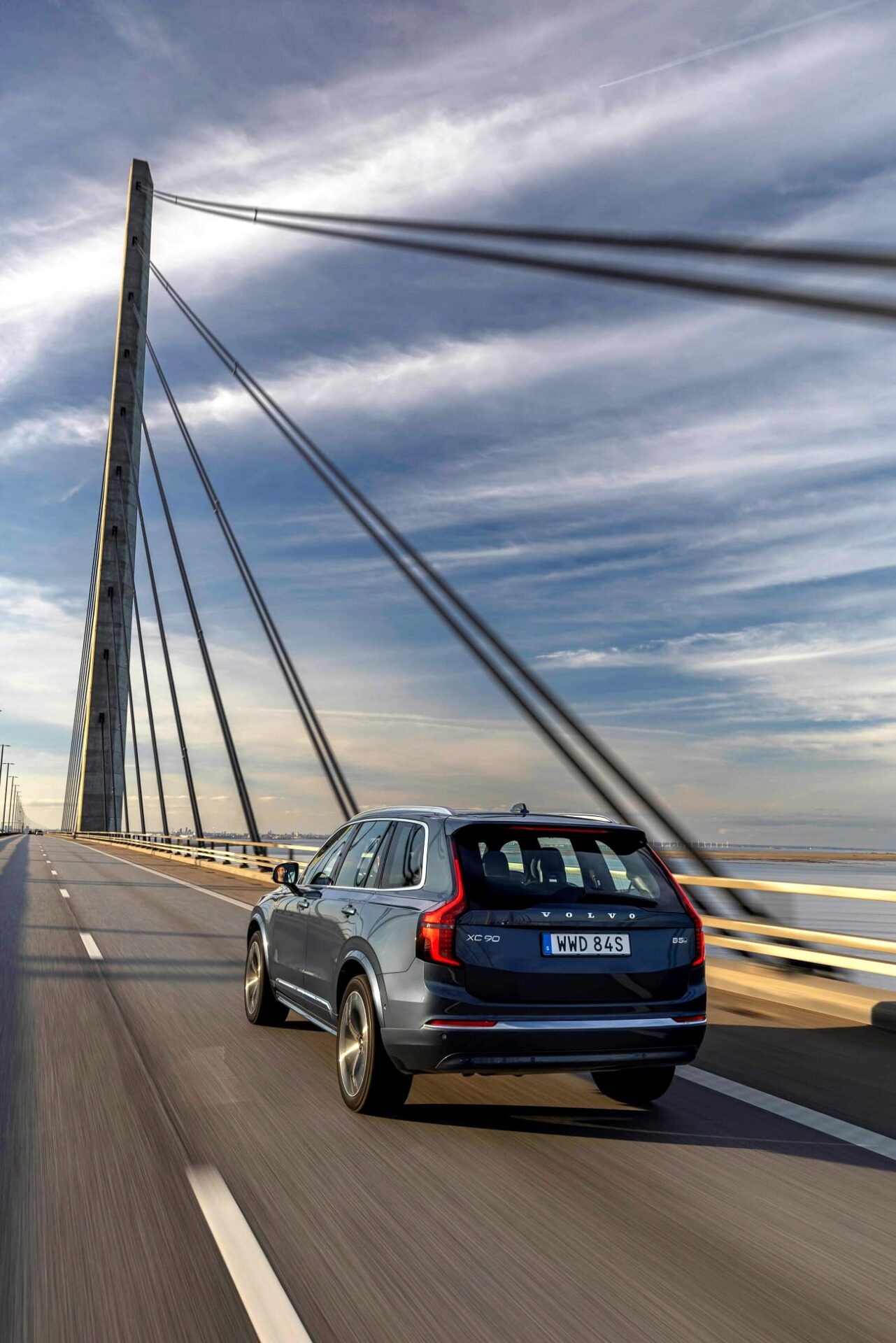 Volvo EX90